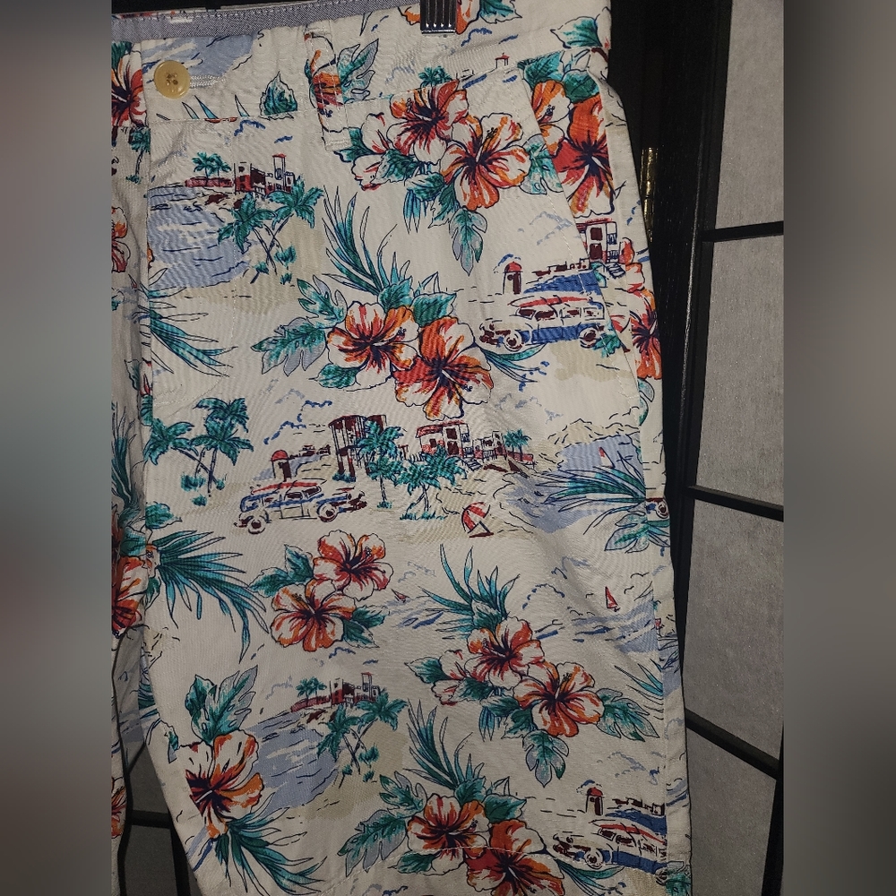 LAST CHANCETommy Hilfiger Shorts - Picture 5 of 7